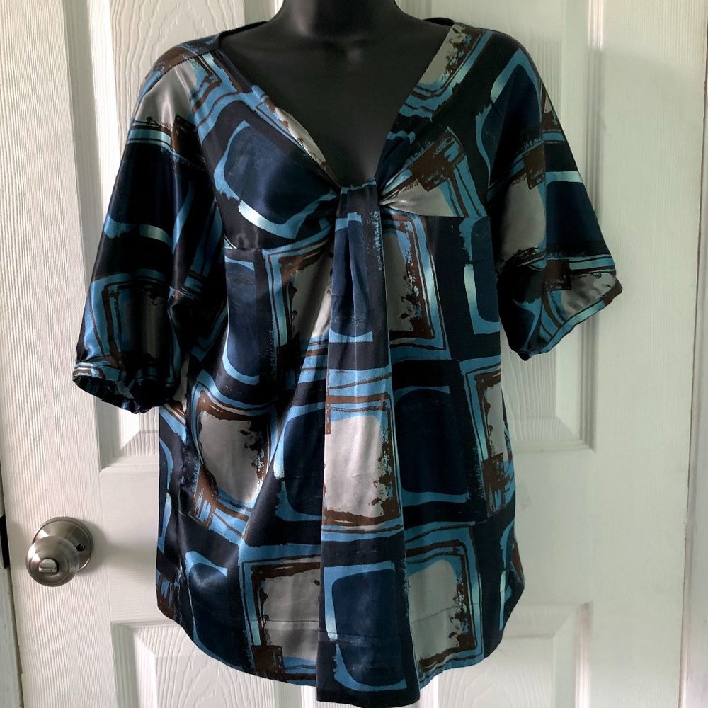 NY&Co Short Sleeve Blouse Size M